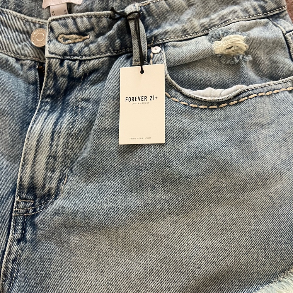 Denim ruffle shorts - Picture 3 of 5